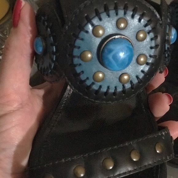 Black/turquoise heels - Picture 4 of 4